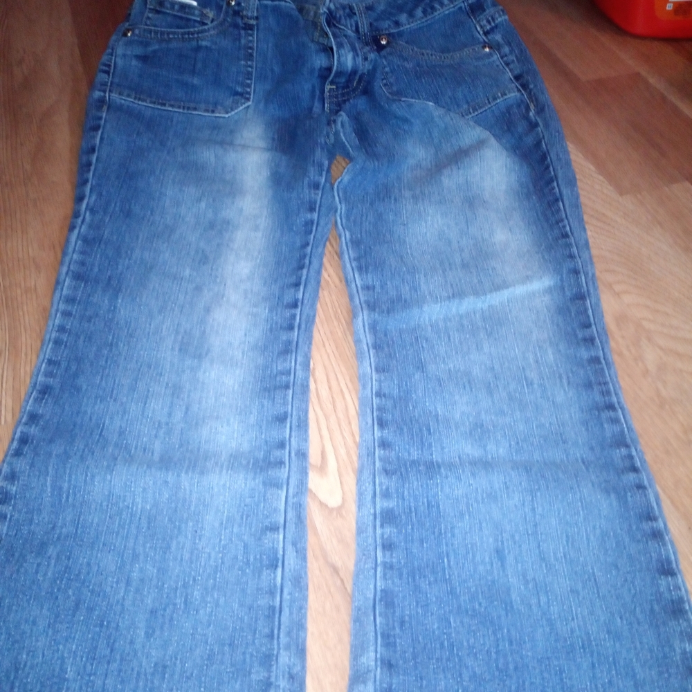 Juniors jeans
